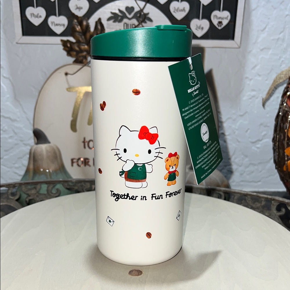❤️2025 Holiday Collection Starbucks+Hello Kitty Stainless Steel Tumbler